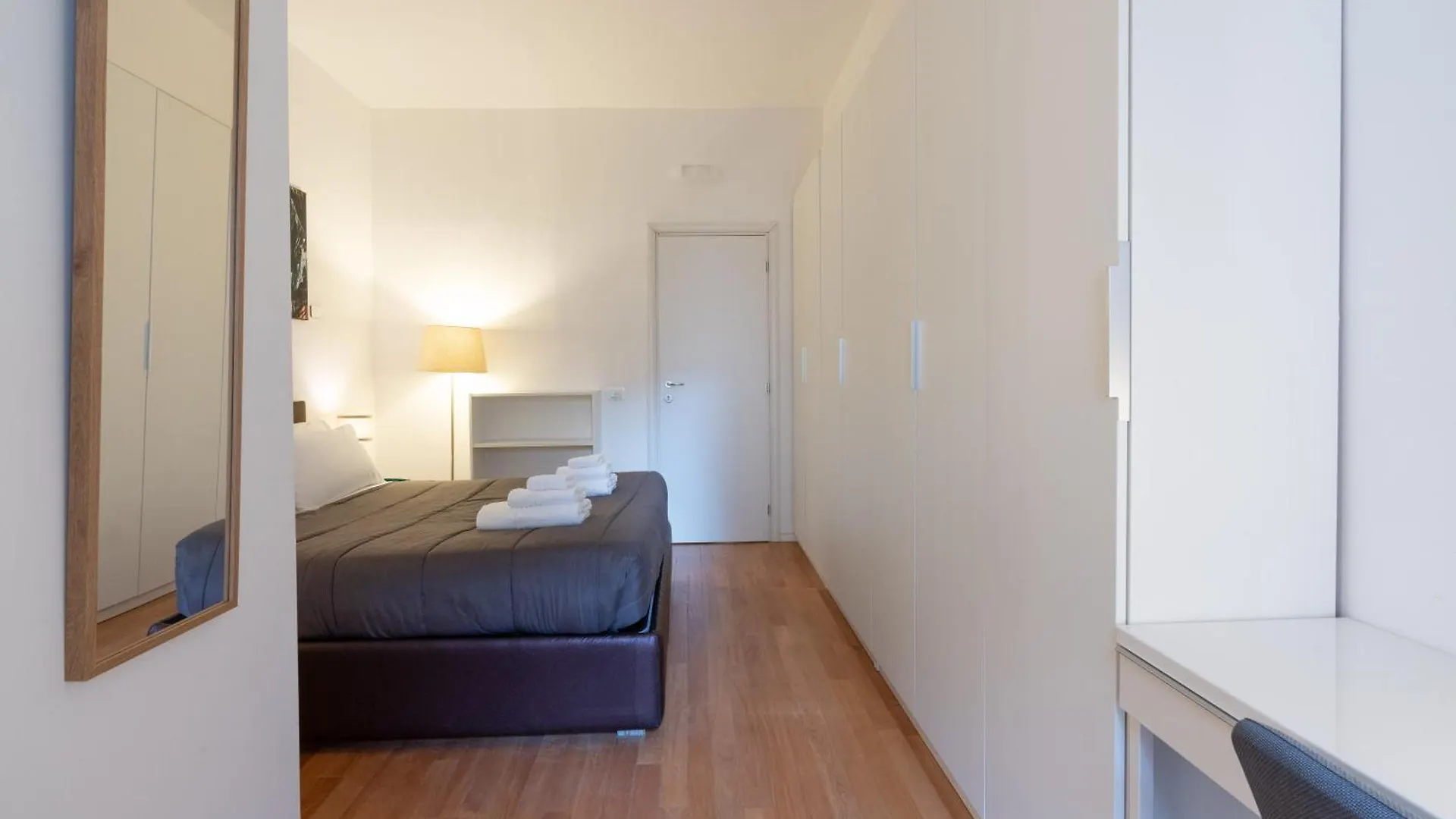 Art & Design Apartment - San Paolo-Colosseo 15 Min Rome